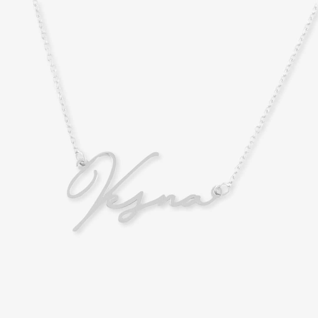 Name Necklace with Extravagant Script in 925 Sterling Silver