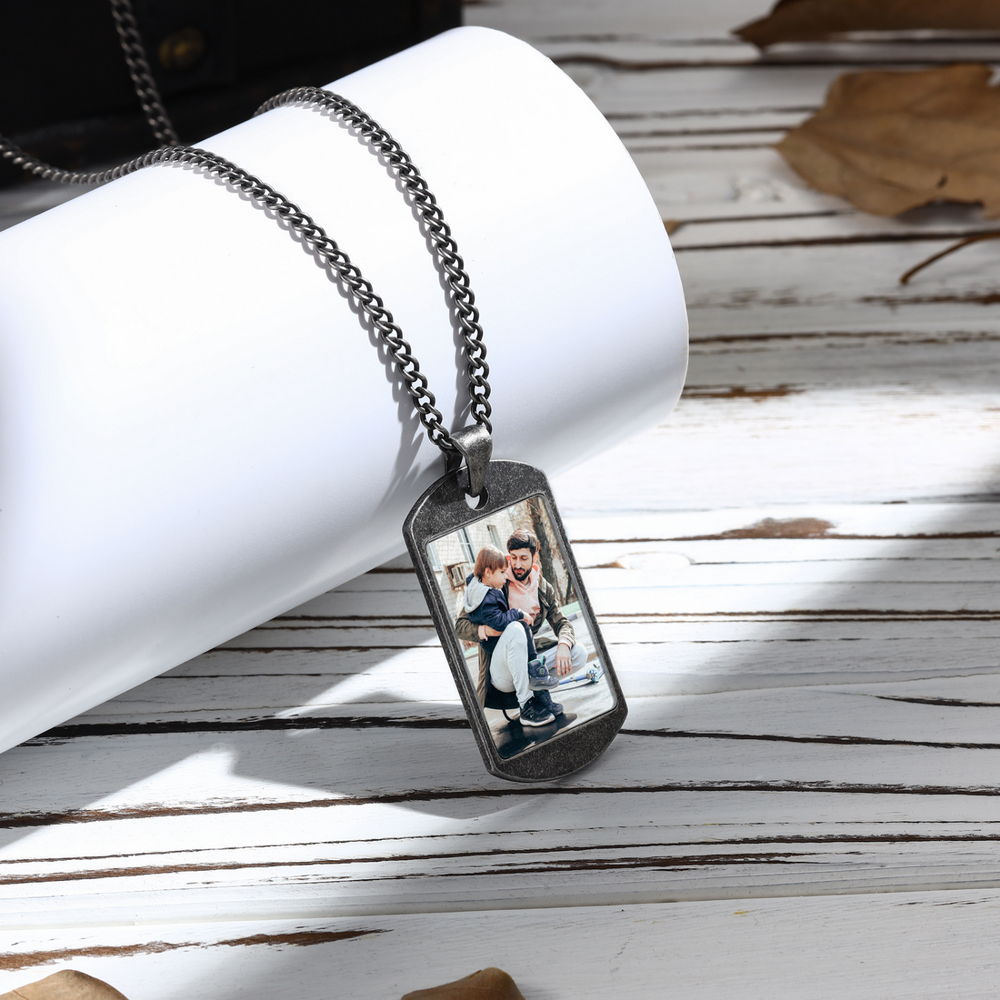 Custom Photo Engraved Dark Grey Stainless Steel Men's Necklace - Personalized Acrylic Color Pendant - Herzschmuck