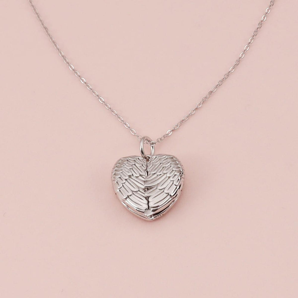 Personalized Angel Wing Heart Locket Necklace - Herzschmuck