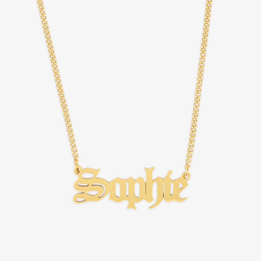 Gothic Elegance Personalized Name Necklace - Herzschmuck